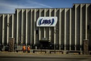 在线排盘陷入丑闻的巴西肉类巨头JBS在美上市 首日开盘报13.65美元