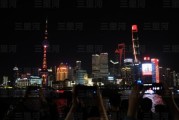 在线排盘游戏设定虚拟上海被外星人攻陷，中美网友：不行！！